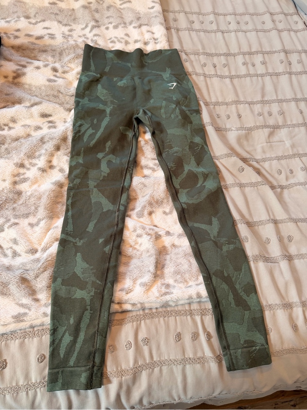 Gymshark Olive Green Camo Women’s  Leggings